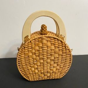 Hand Woven Circular Top-Handle Rattan  Beach Hand Bag purse
